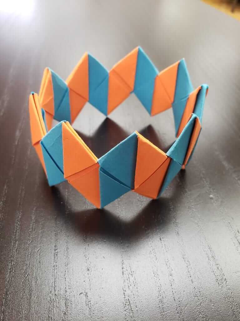 Paper Bracelets - TinkerSpace